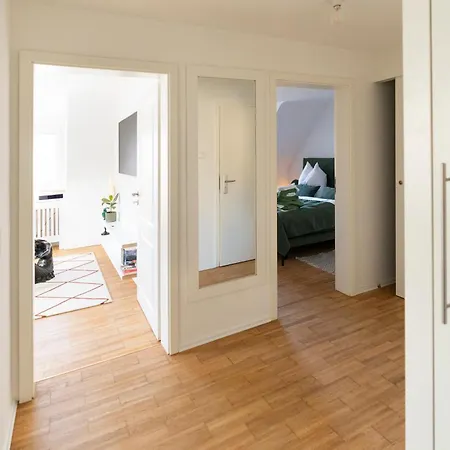 Apartment Meerjungfrau - W14, Zentral In Bahnhofsnaehe, Kueche Ulm